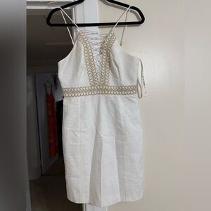 Lily Pulitzer Elegant White and Gold Lace-Up Front Dress